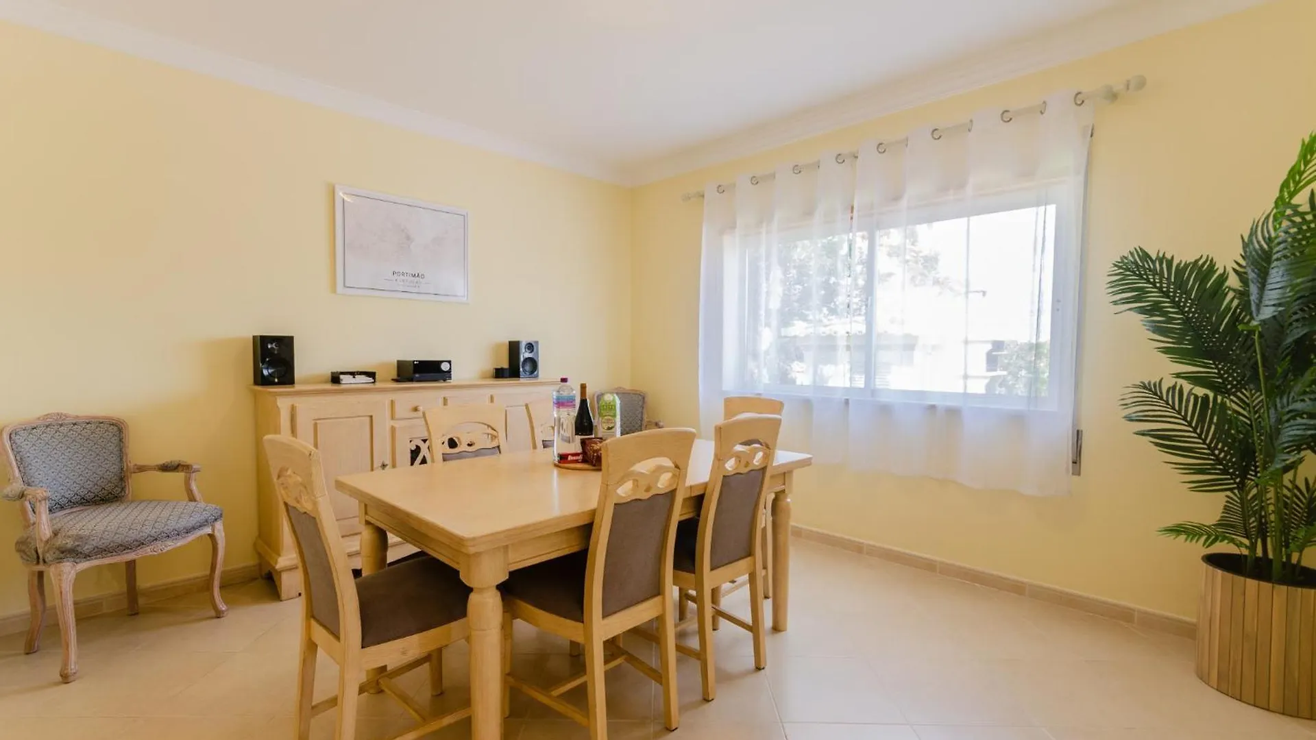 Four Bedroom Villa With Private Pool Oasis Parque At09 Portimao 0*,  Portugal