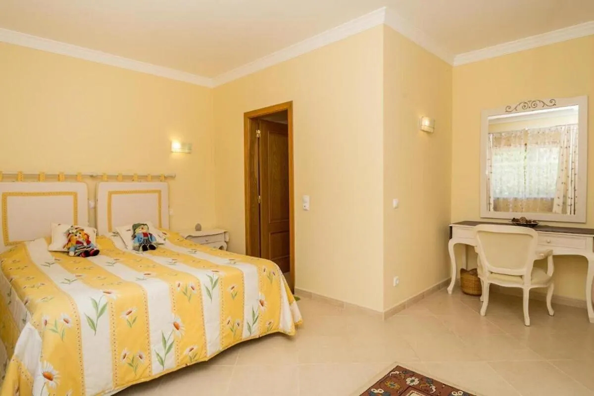 Four Bedroom Villa With Private Pool Oasis Parque At09 Portimão 0*,  Portugalsko