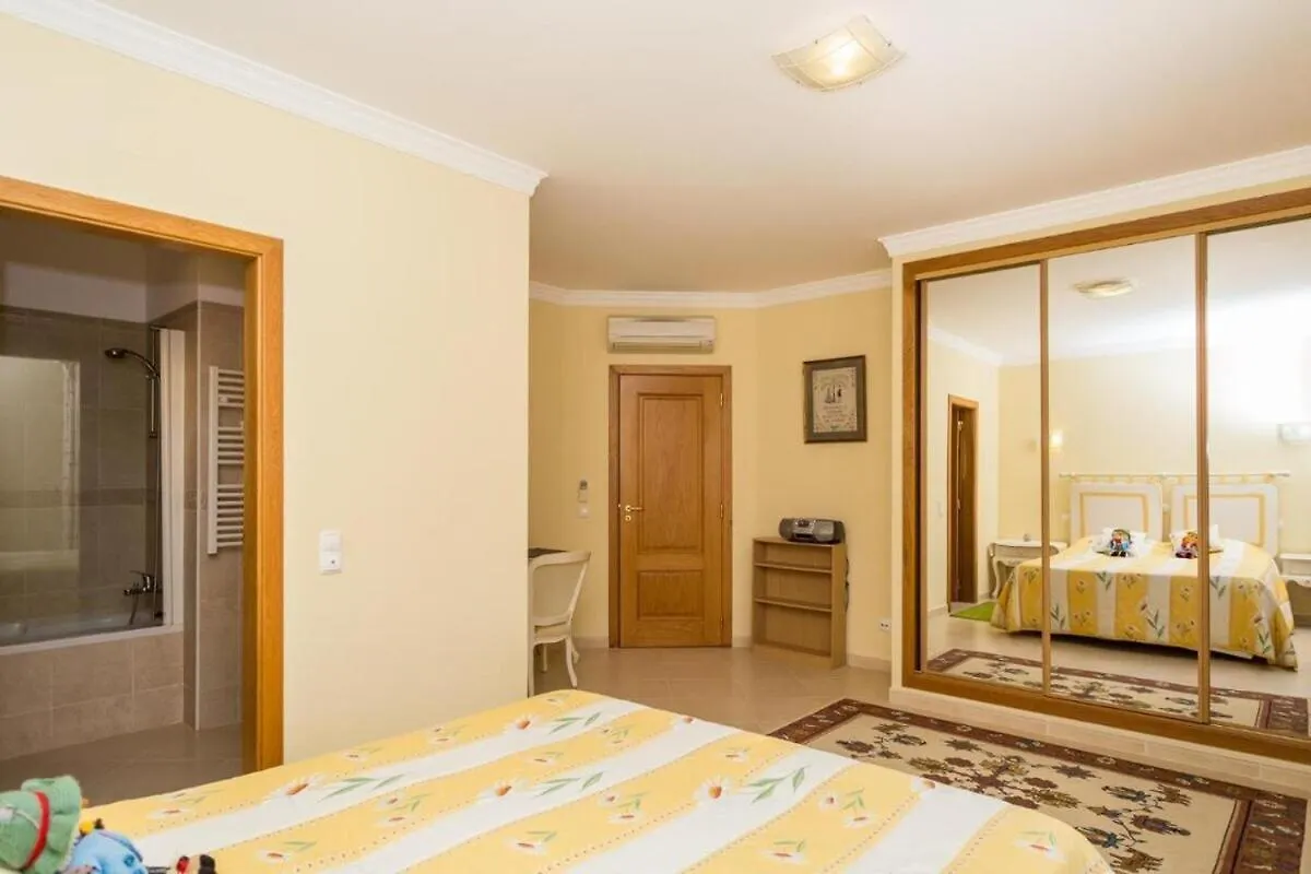 Four Bedroom Villa With Private Pool Oasis Parque At09 Portimão